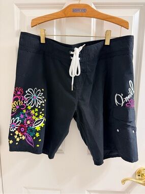NWT O'Neill Black Swim Board Shorts with Bright Floral Print